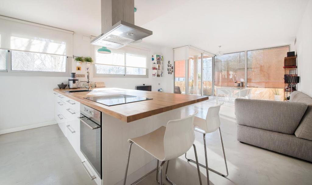 Magnificent Apartment Close To The Beach Sant Adria de Besos Exteriér fotografie