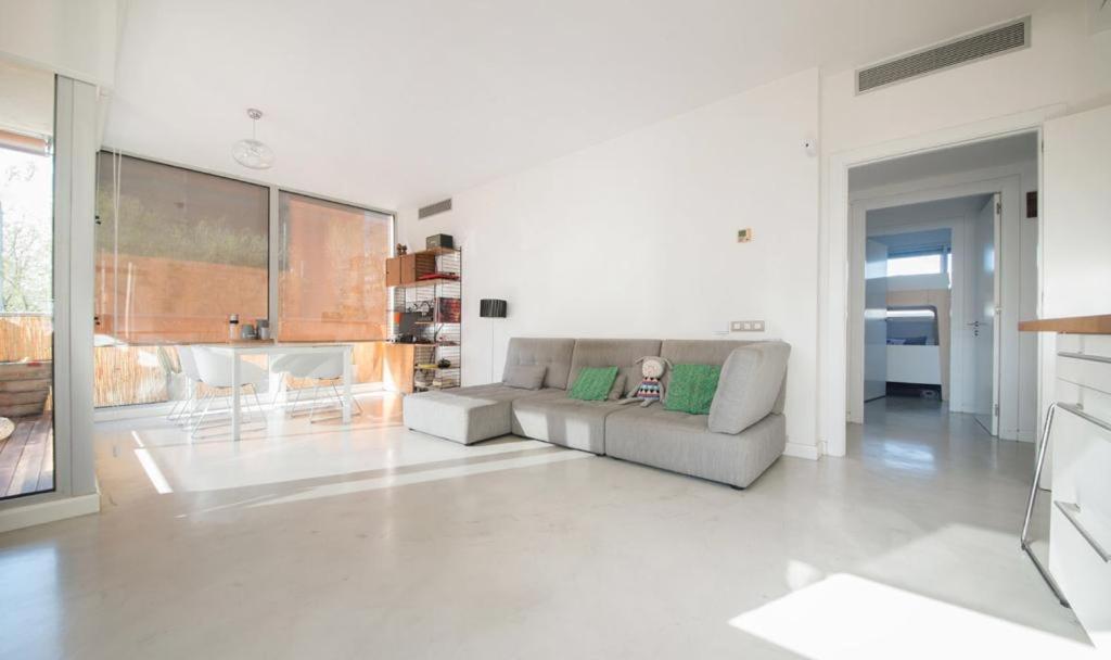 Magnificent Apartment Close To The Beach Sant Adria de Besos Exteriér fotografie